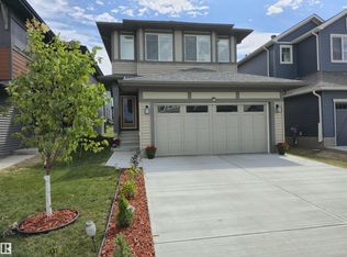 4930 Kinney Rd SW, Edmonton, AB T6W 5G3