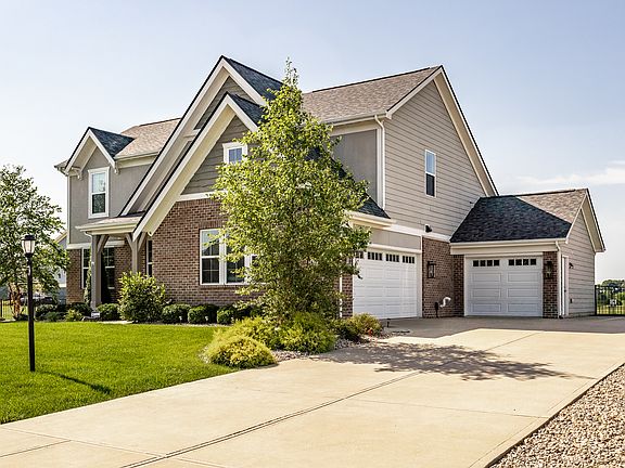 2nd image of 5479 Woodbrush Way
