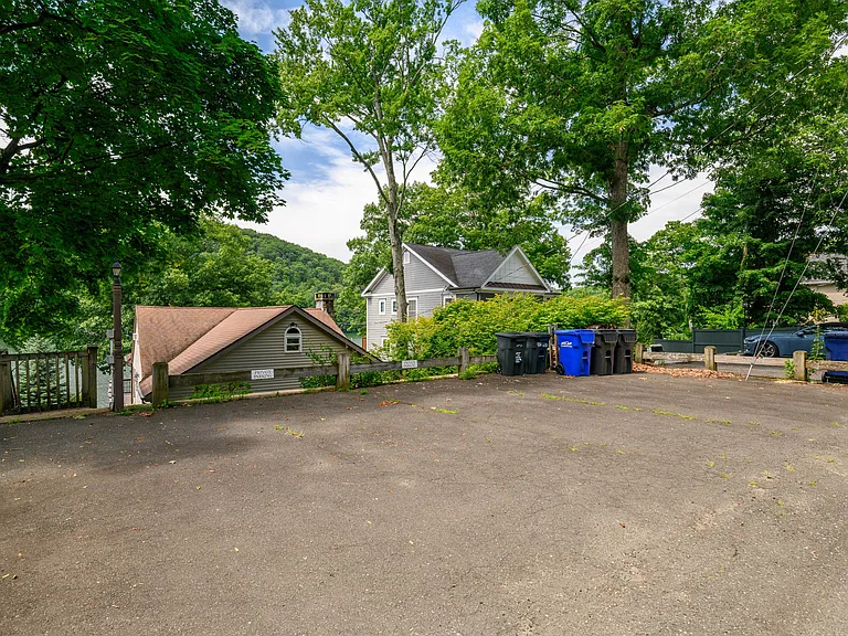 15 Moody Ln — Photo 35