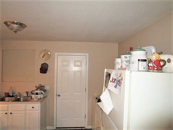 4th image of 20976 NW Lake McKenzie Blvd