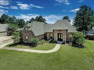 167 Cottonwood Dr, Madison, MS 39110