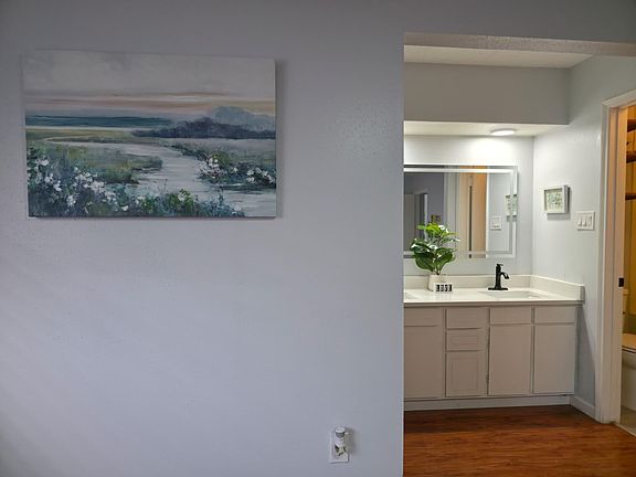 5th image of 16318 Royal Mile Ln