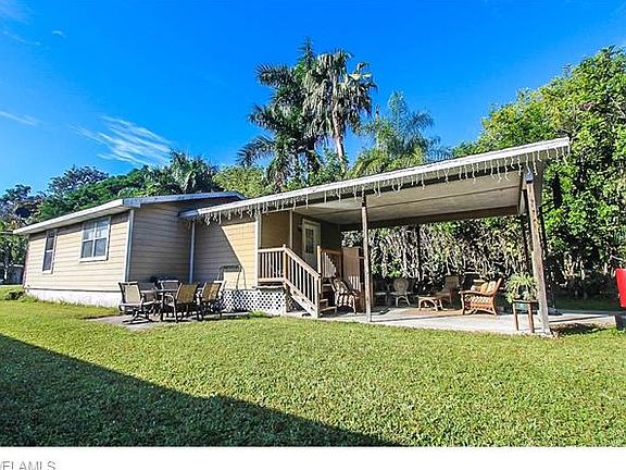 4th image of 10234 Carolina St