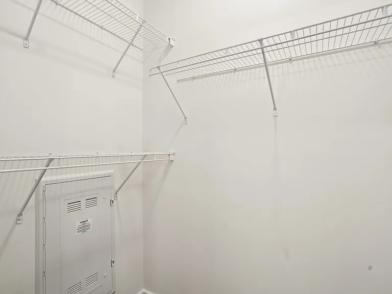 The Pullman Luxury Apartments — Photo 104