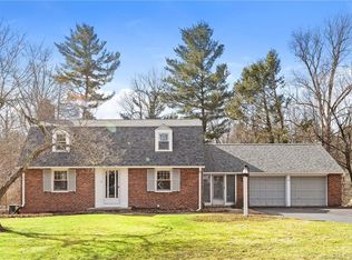 44 Hillsboro Dr, West Hartford, CT 06107