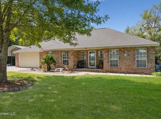 9305 Dana Rd, Biloxi, MS 39532