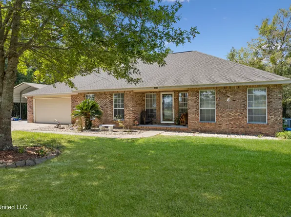9305 Dana Rd, Biloxi, MS 39532