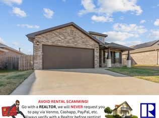 5903 Hoover St, Maumelle, AR 72113