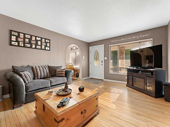 4th image of 36240 40th St E