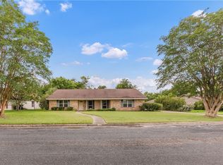 2100 Langford St, College Station, TX 77840