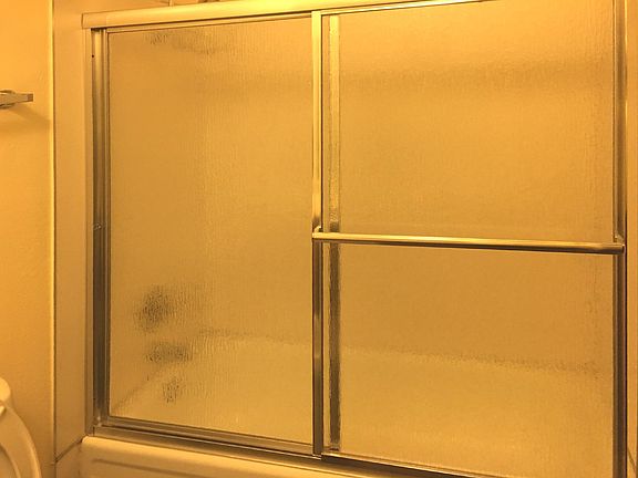 5th image of 1121 T St