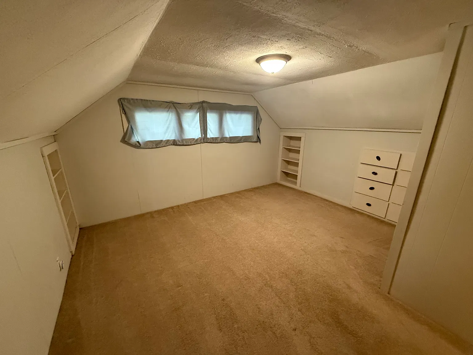 3 bed, 2.5 bath, 1732 sqft, $1,500 — Photo 3