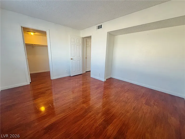 4264 Tara Ave #1A — Photo 8