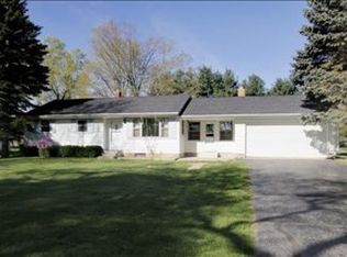 13945 15 Mile Rd, Marshall, MI 49068