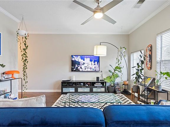 5th image of 1150 Collier Rd NW #3P