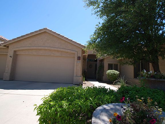 3rd image of 2310 N Catalina Vista Loop