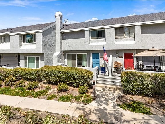 4th image of 26415 Waterford Cir
