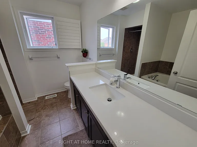 206 Meadowhawk Trl — Photo 10
