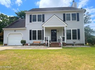 4907 Briarhill Rd, New Bern, NC 28562