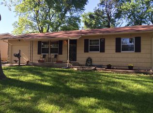 5218 SW 27th St, Topeka, KS 66614