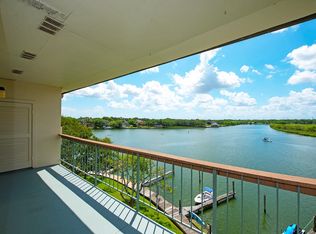 18809 Egret Bay Blvd APT 127, Houston, TX 77058
