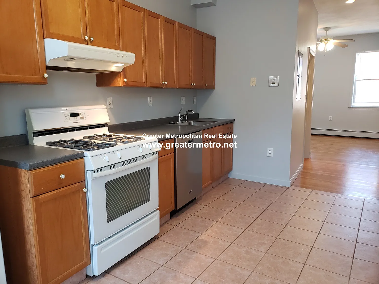 2 bed, 1.0 bath, 600 sqft, $2,800 — Photo 3