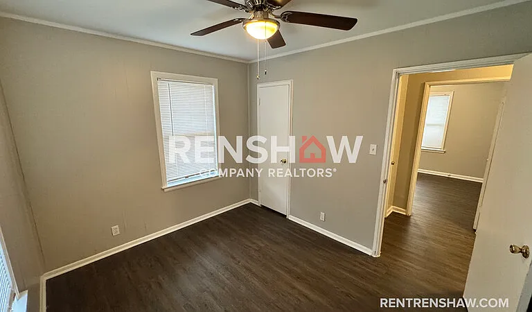 1379 Rolling Hills Dr — Photo 9