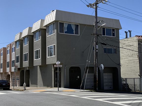 2nd image of 200 Lawton St APT 1