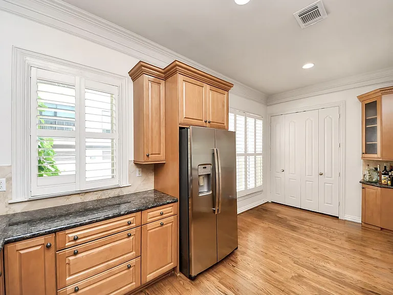 1912 Greenwich Place Dr — Photo 13