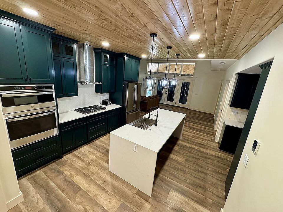 1st image of 447 Everly Loop