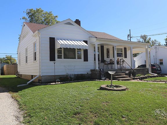 2nd image of 907 N Main St