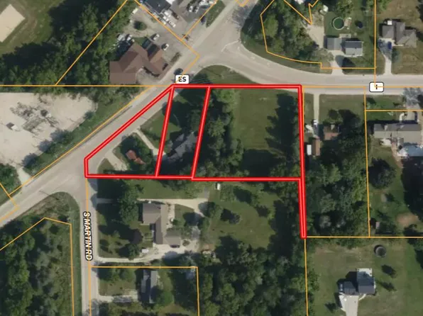 18585 West NATIONAL AVENUE #18587, New Berlin, WI 53146