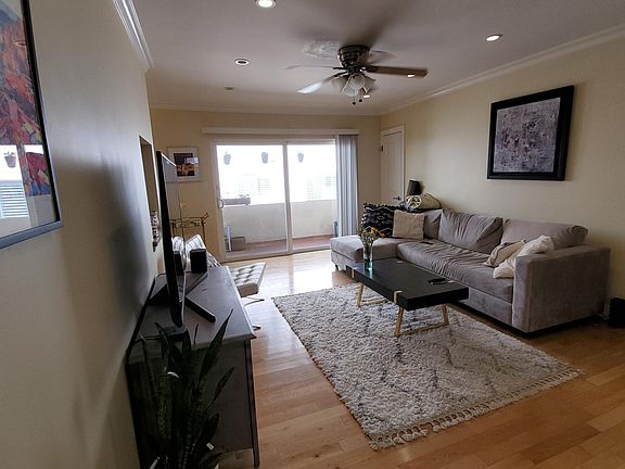 5th image of 11822 Gorham Ave #8