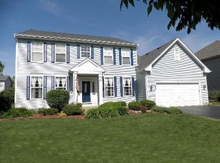 1990 Morningview Dr, Hoffman Estates, IL 60192