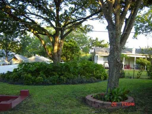 3rd image of 3607 LARKHILL LANE