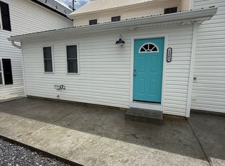 1261 Hammonds Mill Rd, Hedgesville, WV 25427