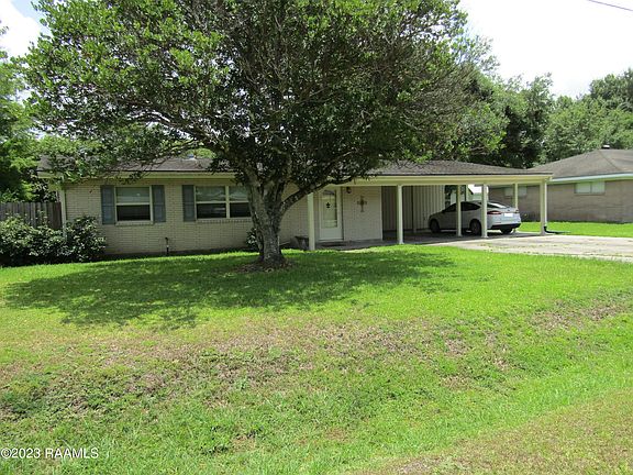 2nd image of 310 Belaire Dr