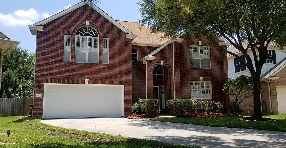 1st image of 10810 White Oak Falls Ct