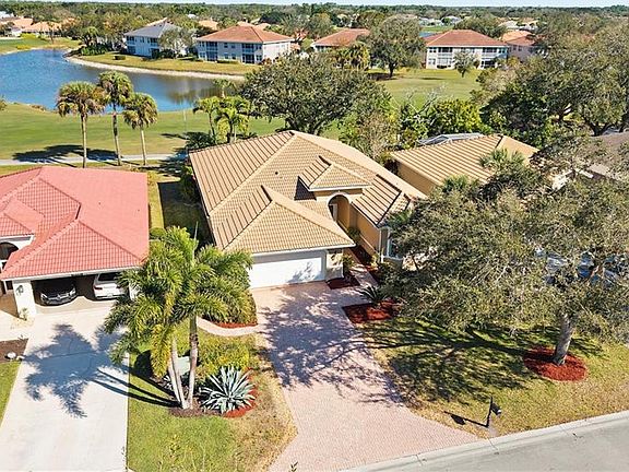 2nd image of 2237 Heritage Greens DR