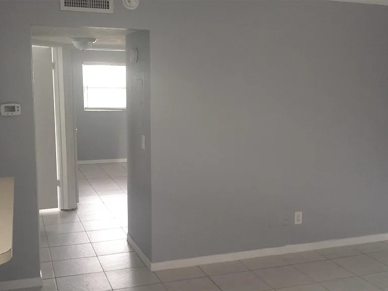 225 5th Ave NE #36 — Photo 6