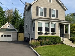 18 Wood Ave, Cornwall On Hudson, NY 12520