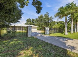 6145 N Tuttle Ave, Sarasota, FL 34243