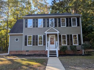 7624 Velvet Antler Dr, Midlothian, VA 23112