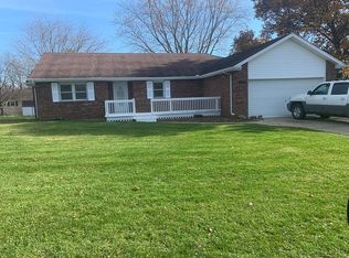 3639 Whittier Ln, Danville, IL 61832