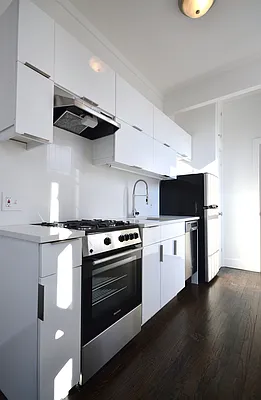 Rented by Bold New York | media 8