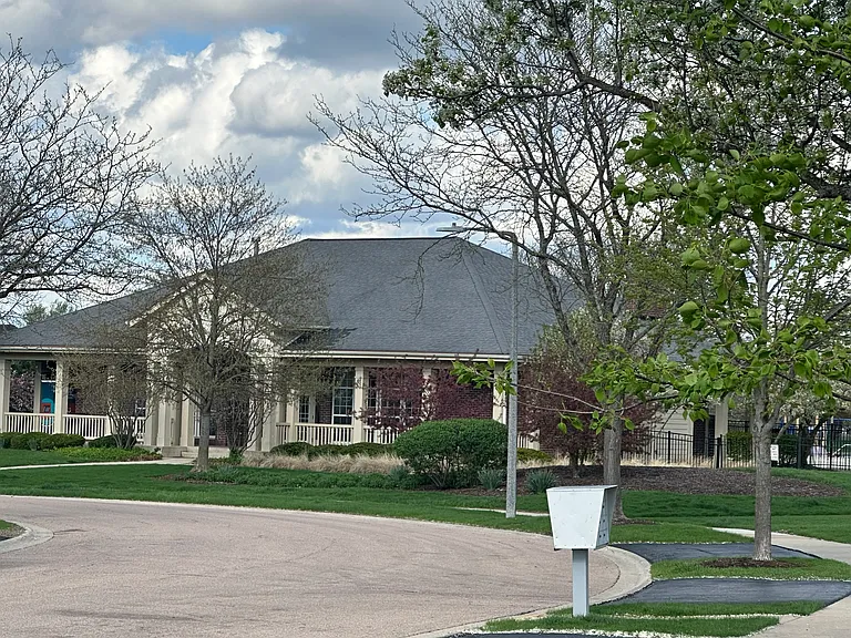 2503 Dickens Dr — Photo 12