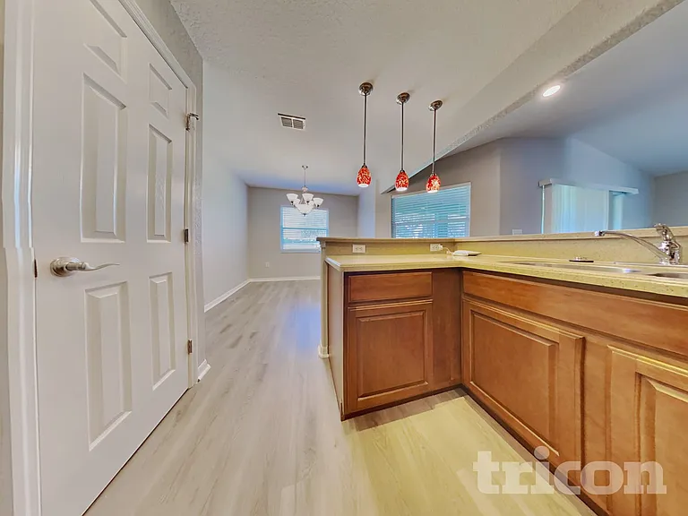 3390 Winchester Estates Cir — Photo 7