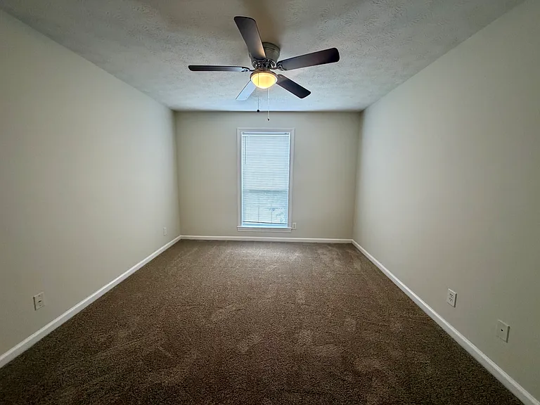 3711 Essex Ave — Photo 5