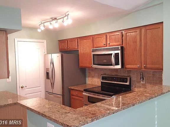 5th image of 5608 Willoughby Newton Dr Unit 34