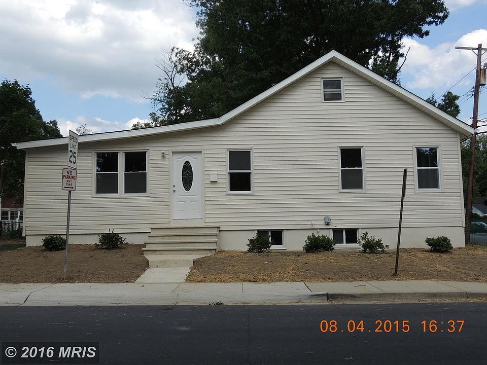 1st image of 300 Frederick Ave